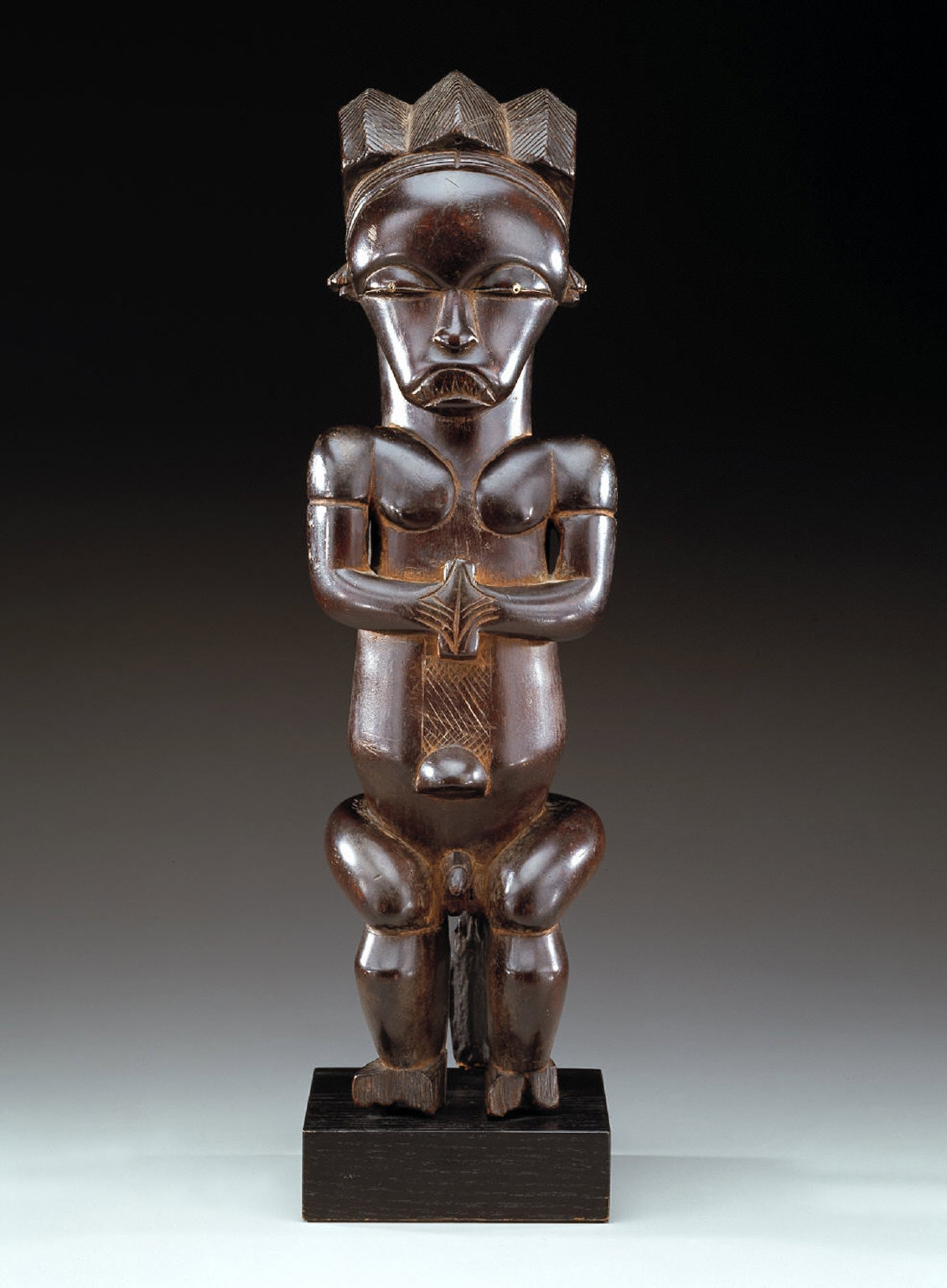 Reliquary figure, Mvai style