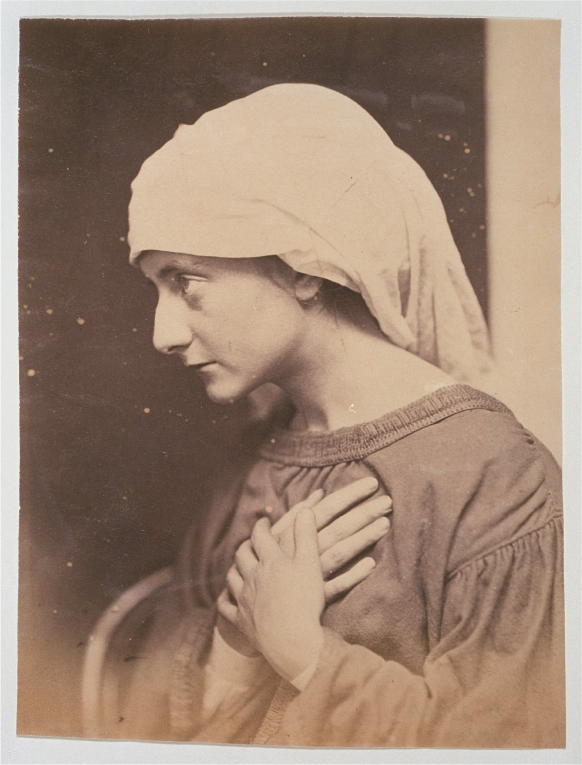 Young woman, expression of sorrow